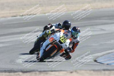 media/Nov-01-2025-CVMA (Sat) [[fc0f7531b8]]/Race 9-Amateur Supersport Middleweight/